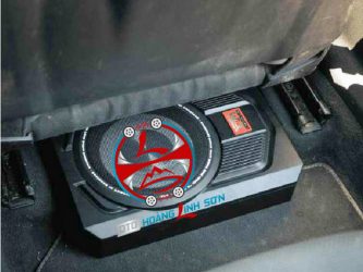 Loa sub gầm ghế ô tô